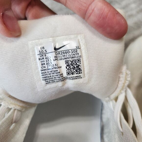 Nike women's ZoomX Invincible Run 3 white black size 10.5 DR2660-102 - Picture 2 of 14